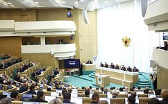 В ходе «парламентской разминки» сенаторы рассказали о ходе работы по мониторингу цен на авиаперевозки и гармонизации норм законодательства в области спорта и образования