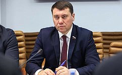 И. Абрамов провел совещание, посвященное социально-экономическому развитию Донецкой Народной Республики
