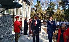 А. Епишин принял участие в открытии Памятного знака Герою Советского Союза С. Ушакову