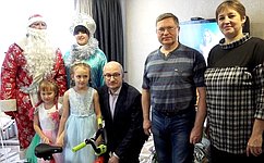 О. Цепкин принял участие в Губернаторской акции «Ёлка желаний»