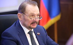 Сенатор Сергей Белоусов призвал Роспотребнадзор усилить контроль за содержанием пальмового масла в продуктах питания