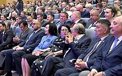 Л. Талабаева приняла участие в заседании Законодательного собрания Приморского края