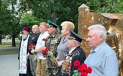 О. Бас почтила память погибших в Великой Отечественной войне