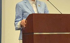 Н. Никонорова: Молодёжь из воссоединённых регионов России проявляет всё больший интерес к участию в научных конкурсах