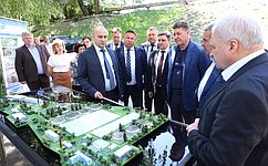 А. Шевченко: В преддверии Дней Саратовской области в Совете Федерации сенаторы посетили регион и осмотрели ряд социальных объектов