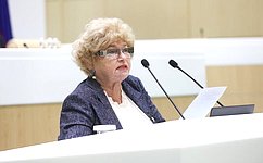 Регулируются отдельные вопросы, связанные с отбыванием наказания в виде лишения свободы