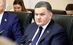 С. Перминов: Ограничения экспорта бензина приняты для стабилизации цен