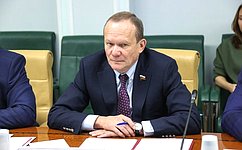 Рост жалоб населения на услуги ЖКХ требует усиления надзора и пересмотра подходов к профилактике нарушений – В. Зобнев