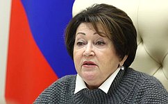 Л. Талабаева провела в регионе прием граждан по вопросам материнства и детства