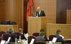 П. Масловский выступил перед депутатами Заксобрания Амурской области с отчетом о своей работе в 2013 году
