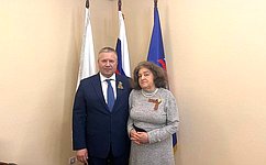Д. Гусев встретился с детьми войны, проживающими в Нарьян-Маре