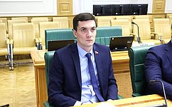 Р. Маслов: Помощь приютам для бездомных животных в Череповце будет оказываться на постоянной основе