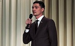 Р. Маслов принял участие в благотворительном концерте «Мы вместе»