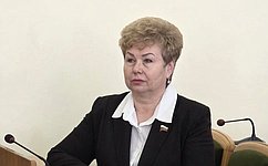 О. Бас на пленарном заседании Народного Совета ЛНР доложила о результатах своей работы за 2025 год