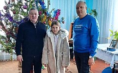 С. Михайлов исполнил новогоднюю мечту юной спортсменки из Забайкальского края