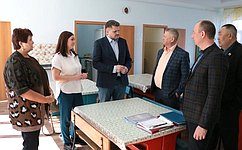 А. Жуков проконтролировал ход капитального ремонта школы в Республике Хакасия