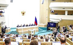 Сенаторы РФ обсудили реализацию инфраструктурных проектов, развитие рыбной отрасли, вопросы замены лифтов