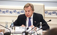 А. Пушков: России нужно выстраивать долгосрочную информационную стратегию в постсоветских республиках