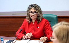 Законодатели проанализируют правовые позиции судов относительно норм Трудового кодекса — Н. Косихина