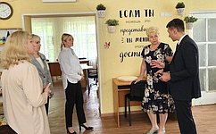 О. Бас посетила Центр психолого-педагогической и медико-социальной помощи «Развитие» в ЛНР