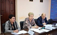 О. Бас обсудила вопросы развития образования и науки в Луганской Народной Республике