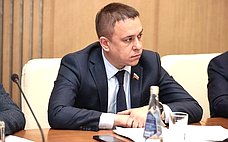 А. Гибатдинов в Ульяновской области рассмотрел вопросы укрепления кадрового потенциала региона