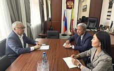 Б. Жамсуев провел рабочие встречи по вопросам развития АПК в Забайкалье