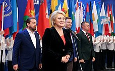 Л. Гумерова приняла участие в церемонии награждения победителей Всероссийского конкурса «Моя страна – моя Россия» на площадке ПМЭФ