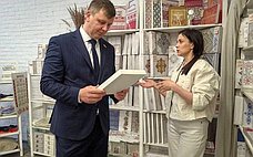 А. Малащенков: «Смоленская вышивка» станет региональным брендом