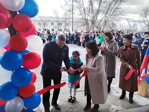 Сергей Михайлов принял участие в торжественном открытии школы в селе Кулусутай Ононского района