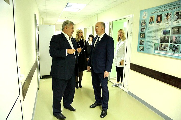 Олег Цепкин посетил Челябинский областной клинический центр онкологии и ядерной медицины