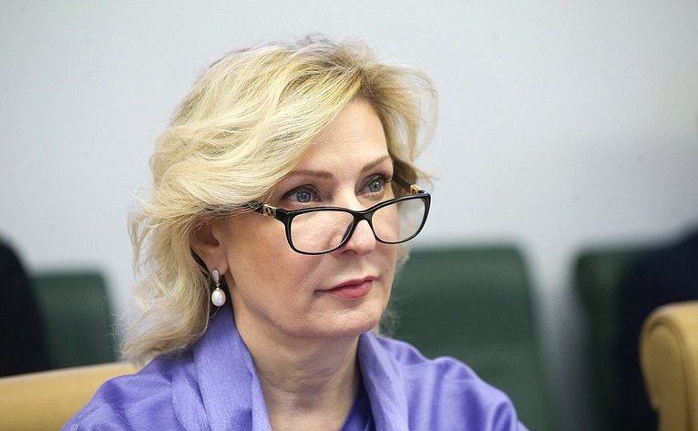 Инна Святенко
