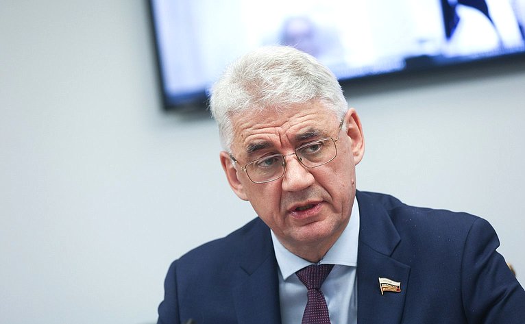 Виктор Калашникова