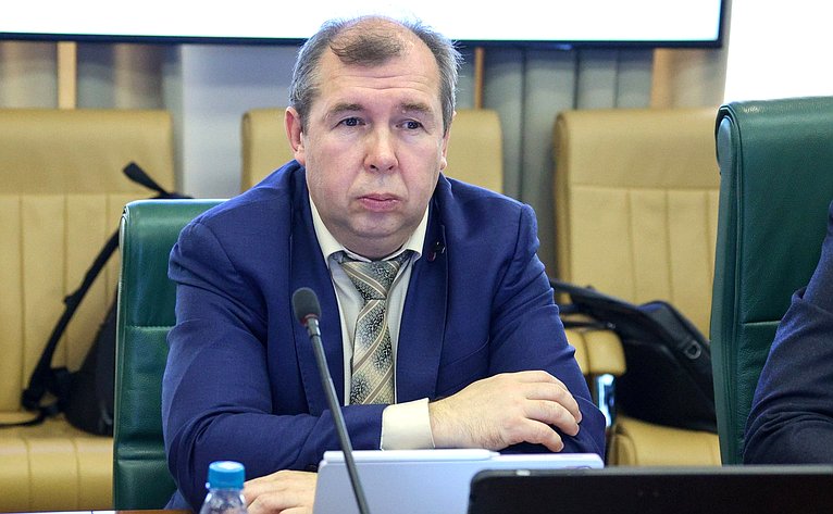 Круглый стол Комитета Совета Федерации по экономической политике «Государственная поддержка обеспечения безопасности критической инфраструктуры стратегических предприятий Российской Федерации»