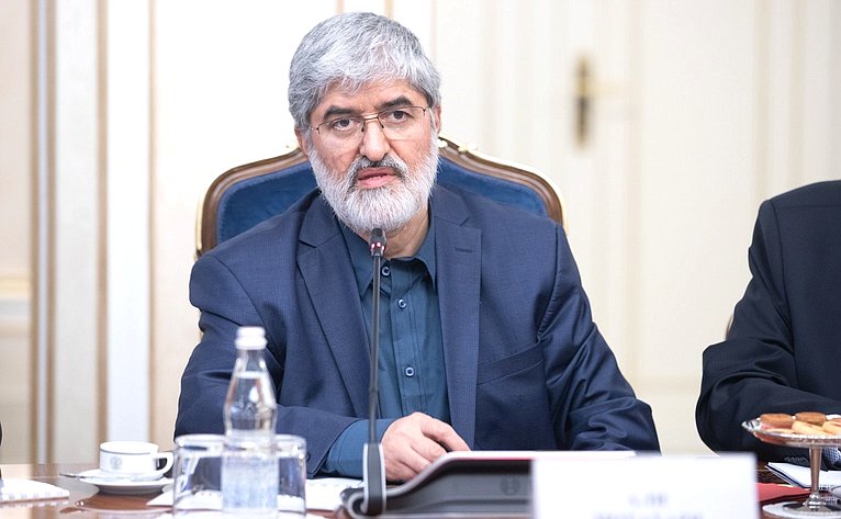 Встреча И. Умаханова с первым заместителем Председателя Собрания исламского совета Исламской Республики Иран Али Мотахари