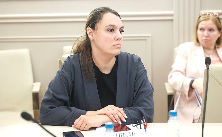 Совещание Комитета СФ по бюджету и финансовым рынкам «Трансформация трудовых отношений в условиях цифровизации: преодоление теневой занятости и восстановление социально-трудовых гарантий и фискальной устойчивости бюджетной системы РФ»
