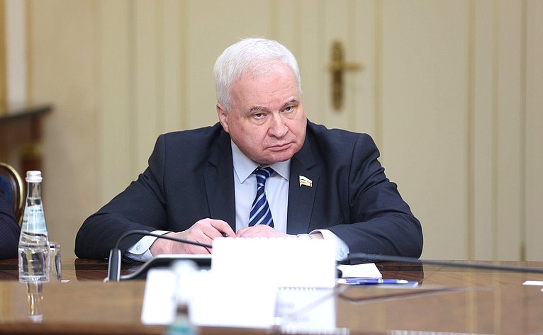 Андрей Денисов