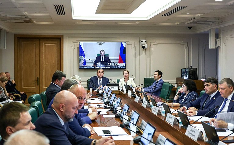 Заседание Комитета Совета Федерации по аграрно-продовольственной политике и природопользованию