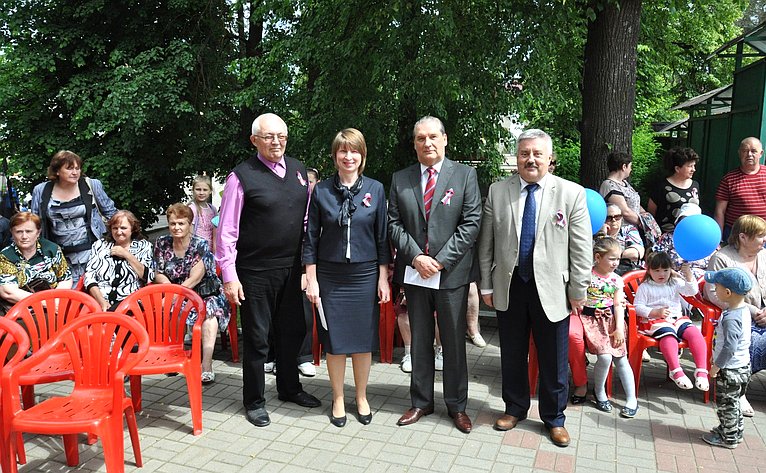 А. Александров принял участие в торжественных мероприятиях в Калуге, посвященных Дню России