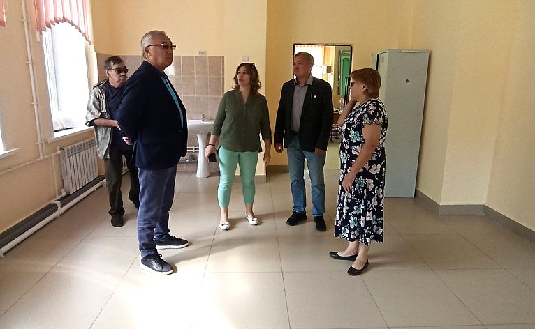 Баир Жамсуев в рамках работы в регионе посетил Читинский район и осмотрел ряд социальных объектов