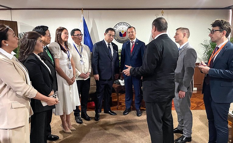 Руководитель делегации Федерального Собрания РФ на 31-й сессии АТПФ Андрей Яцкин провел ряд двусторонних встреч