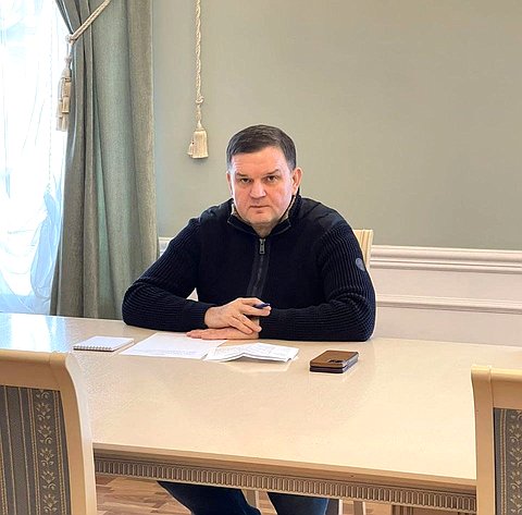 Сергей Перминов в ходе начавшейся недели работы в регионе провел 28 марта прием обращений жителей Выборгского района Ленинградской области