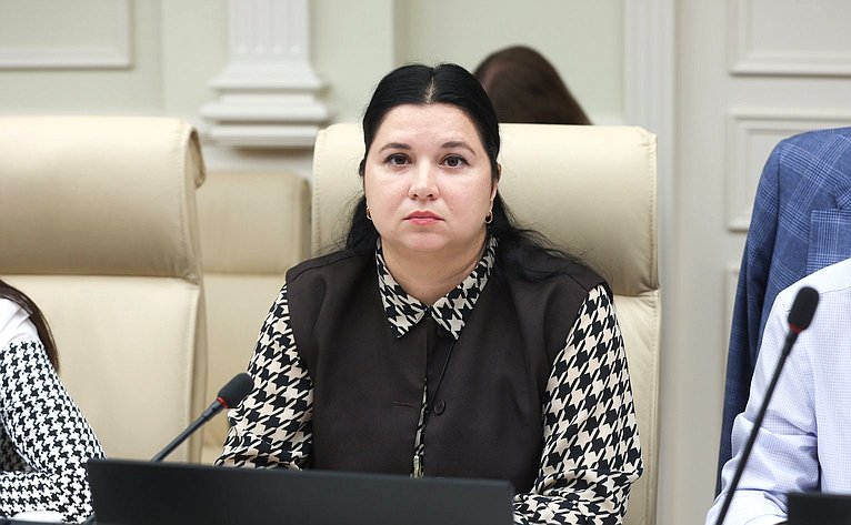 Круглый стол на тему «Права потребителей при оказании платных образовательных услуг»