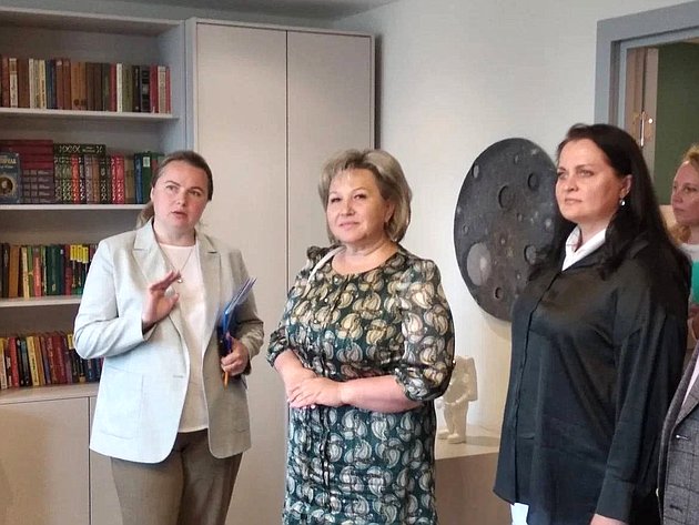Елена Писарева посетила филиал государственного фонда «Защитники Отечества» в Новгородской области