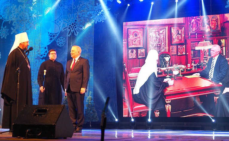 Вячеслав Наговицын получил награду Улан-Удэнской и Бурятской епархии