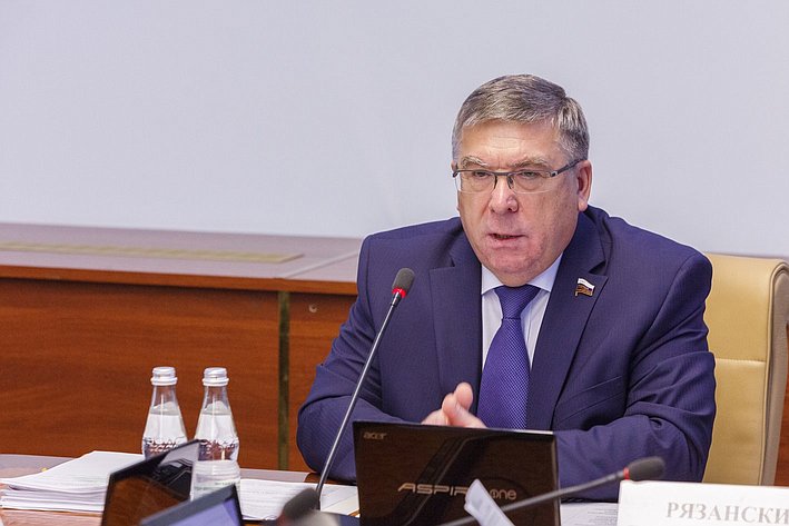 В. Рязанский Заседание Комитета СФ  по социальной политике