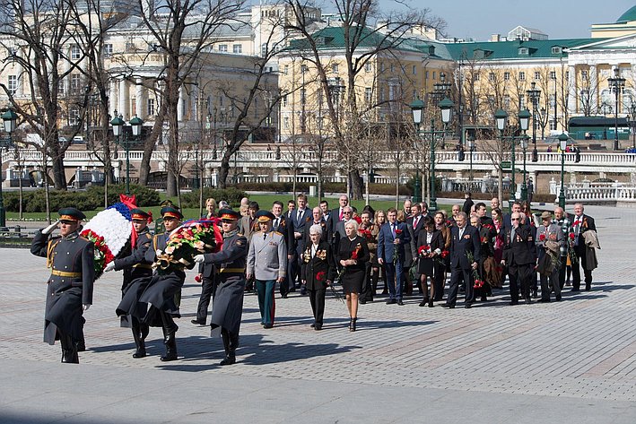 Члены Совета Федерации от Республики Крым приняли участие в торжественной церемонии, посвященной 70-й годовщине Победы в Великой Отечественной войне
