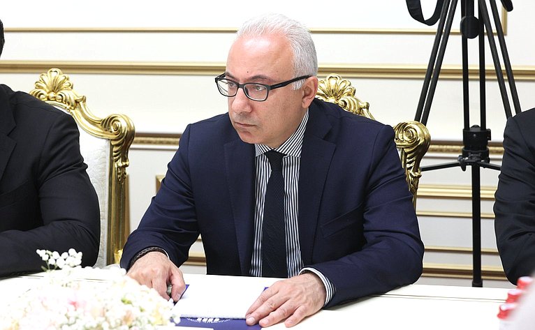 Встреча делегации Совета Федерации с Председателем Национального Собрания Республики Армения Аленом Симоняном