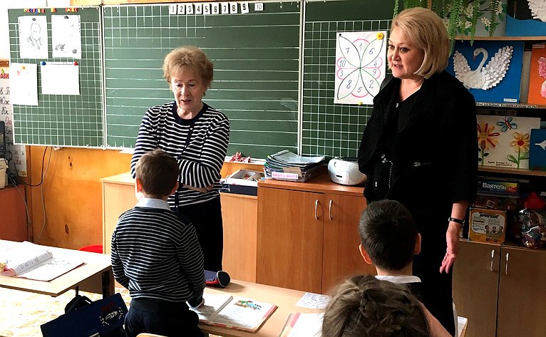 Лилия Гумерова посетила уфимскую коррекционную школу № 120 для обучающихся с задержкой психического развития