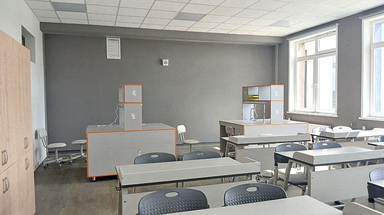 Баир Жамсуев в ходе рабочей поездки в регион проверил ход строительных и ремонтных работ в посёлке Агинское